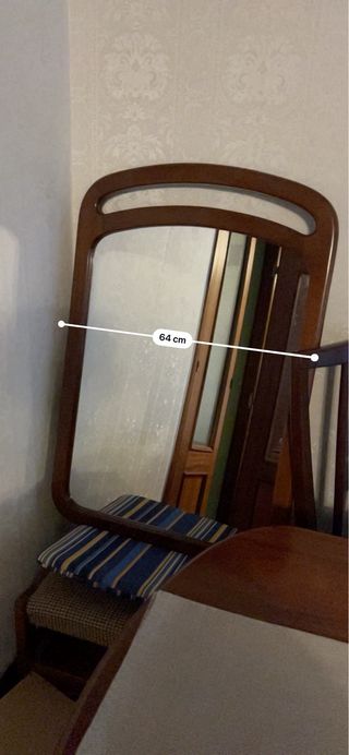 Espejo de tocador de madera