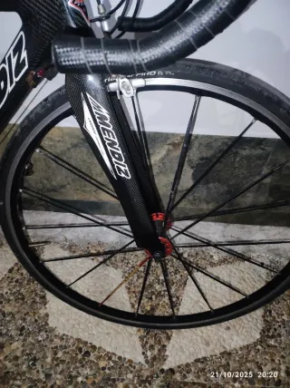 Bicicleta de Carretera MENDIZ Negra