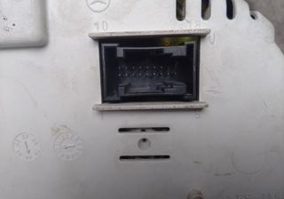 CUADRO CUENTA KILOMETROS MERCEDES A6394460321