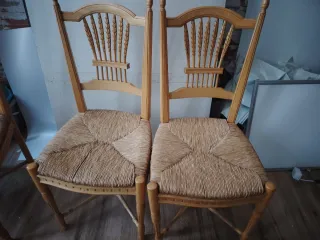 Sillas de madera con asiento de enea (3unidades)