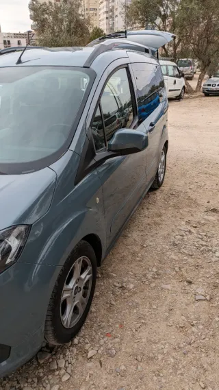 Ford Tourneo Courier