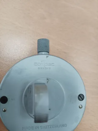 Reloj comparador precisión milesimal