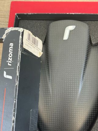 Rizoma carbon headlight fairing