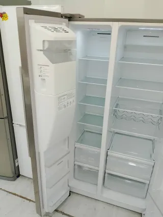 Frigorífico americano Siemens gris