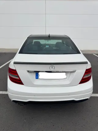 Mercedes-Benz Clase C 200 CDI AMG