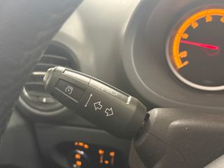 OPEL CORSA 1.2 SELECTIVE 85CV 3 AÑOS DE GARANTIA