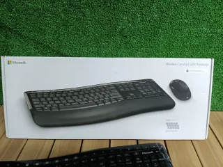 Microsoft – Wireless Comfort Desktop 5050 Alemán