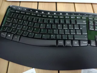 Microsoft – Wireless Comfort Desktop 5050 Alemán