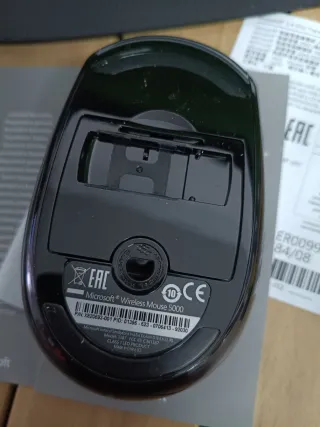 Microsoft – Wireless Comfort Desktop 5050 Alemán