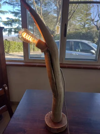 Lampada da tavolo/terra in legno