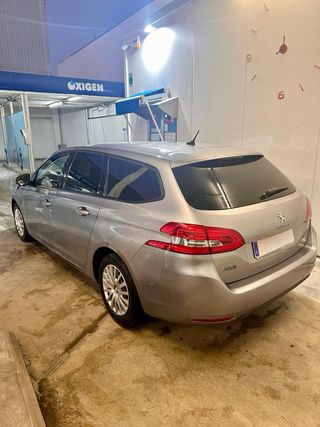 Peugeot 308 2016