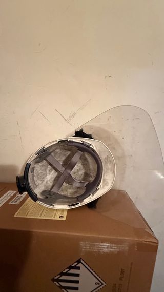 Casco de seguridad Steelpro con pantalla facial