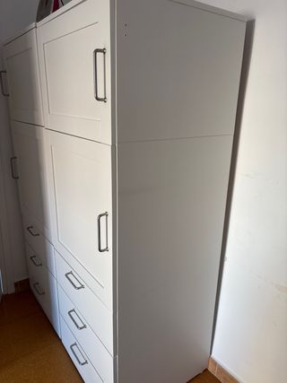 2 Armarios blancos modulares con cajones