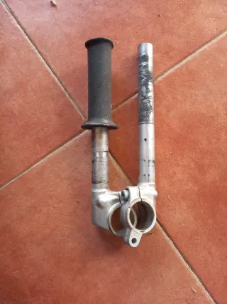 Semimanillares Yamaha TZR 50cc Moderna