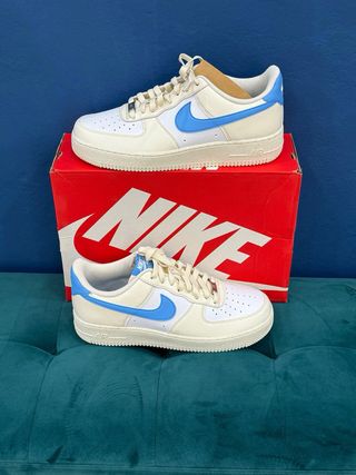 Nike Air Force 1 Beige y Azul