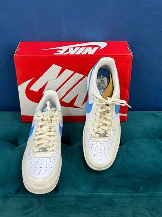 Nike Air Force 1 Beige y Azul