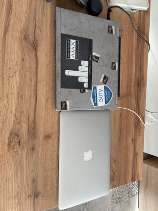 Portátiles HP y Apple Plata/Negro