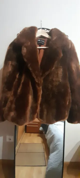 Chaqueta pelo Zara marrón