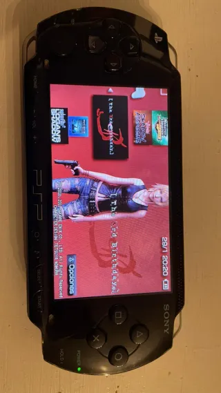 PSP Sony Negra + 21 juegos + 120GB