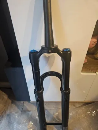 Horquilla Fox 36 150mm Performance 29