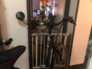 Bicicleta Eléctrica Negra