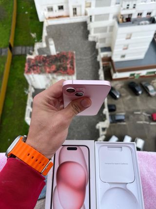 iPhone 15 Rosa