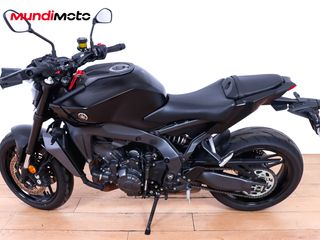 YAMAHA MT 09