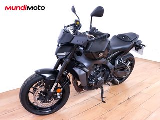 YAMAHA MT 09