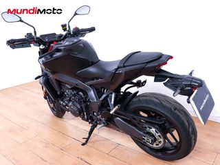 YAMAHA MT 09