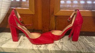 Décolleté vernice tacco largo