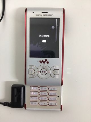 Sony Ericsson W595 Walkman Rosso/Argento