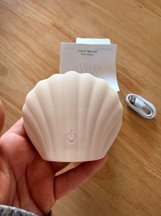 Vibrador con forma de concha