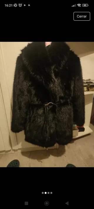 Abrigo pelo Zara negro