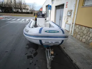 Barca semirrígida Lomac 4.50