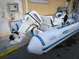 Barca semirrígida Lomac 4.50