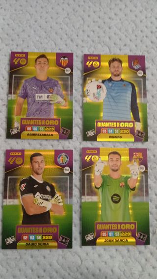 Cromos Panini Adrenalyn Guantes de Oro 2025-2026