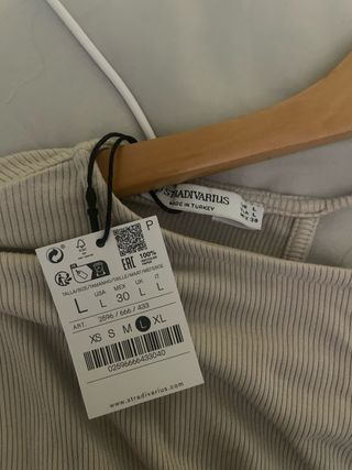 Jersey Stradivarius manga larga asimétrico L