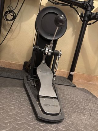 Roland TD-25KV 1600€ Error APP