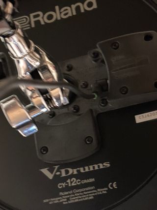 Roland TD-25KV 1600€ Error APP