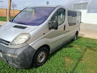 Opel Vivaro 2005
