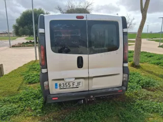 Opel Vivaro 2005