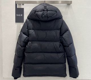 Chaqueta Burberry Negra con Capucha