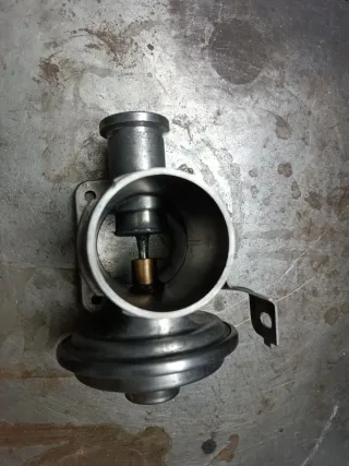 Válvula EGR BMW E39 E46
