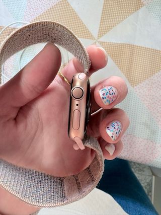Apple Watch Series 4 40mm Rosa