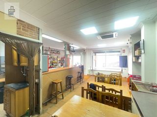 Local comercial en venta en El Castell-Poble Vell en Castelldefels
