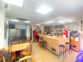 Local comercial en venta en El Castell-Poble Vell en Castelldefels
