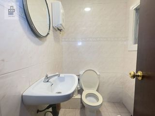 Local comercial en venta en El Castell-Poble Vell en Castelldefels