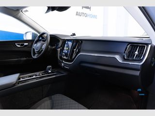 Volvo XC60 2.0 T6 AWD Recharge Plus Black Ed AT