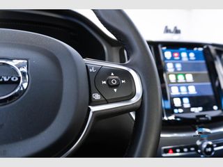 Volvo XC60 2.0 T6 AWD Recharge Plus Black Ed AT