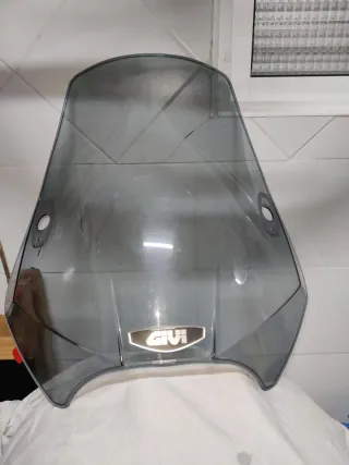 Cúpula GIVI Suzuki Bandit